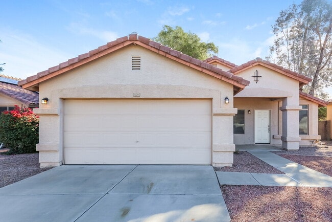 Building Photo - 16255 N 158th Dr