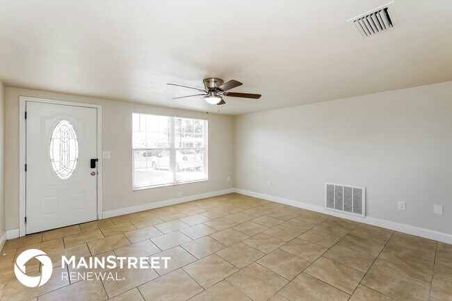 Foto del edificio - 7625 Ilex Dr