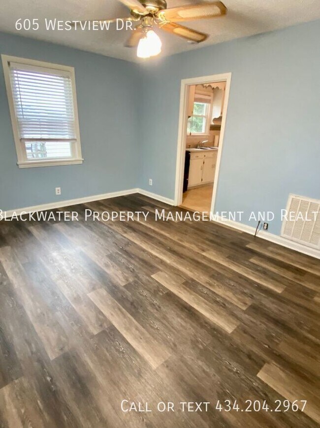 Building Photo - 3 Bedroom Home in Fort Hill