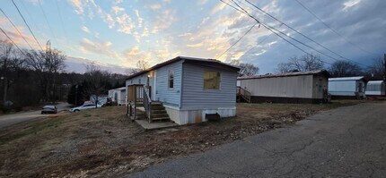 Building Photo - 8364 Cedar St
