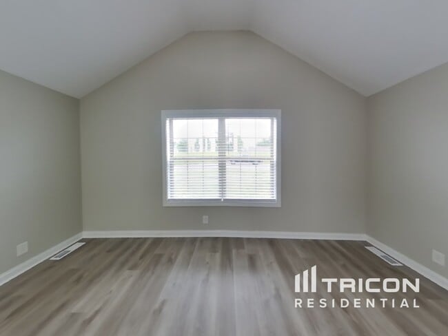 Building Photo - 2484 Andersonville Dr