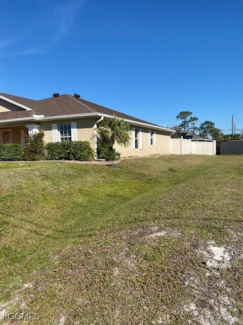 Foto del edificio - 3519 NE 12th Pl