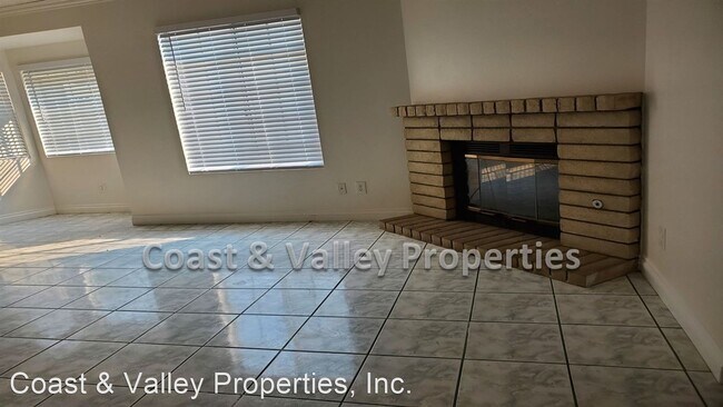 Building Photo - 3 br, 2 bath House - 824 Marcia Way