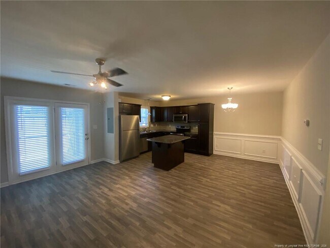 Foto del edificio - 2514 Gardner Park Dr