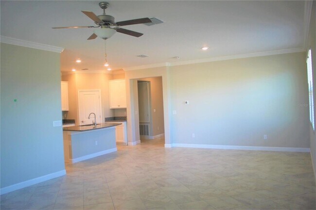 Foto del edificio - 9077 Shadyside Ln