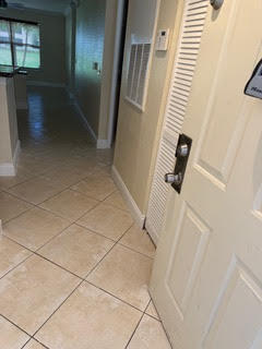 Foto principal - 1865 Palm Cove Blvd