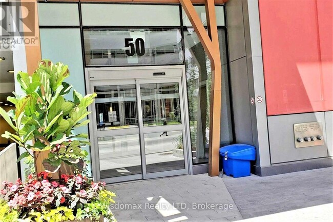 Building Photo - 50 Wellesley St E