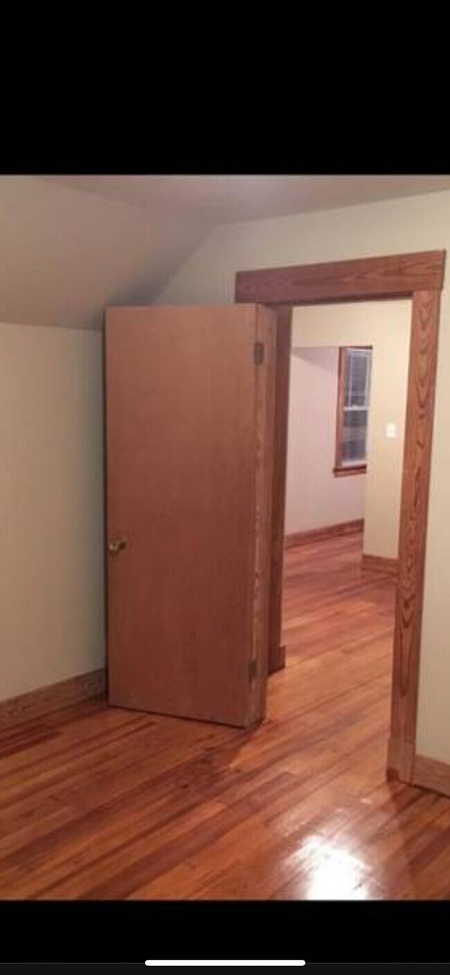 Foto del edificio - 130 Woodin St