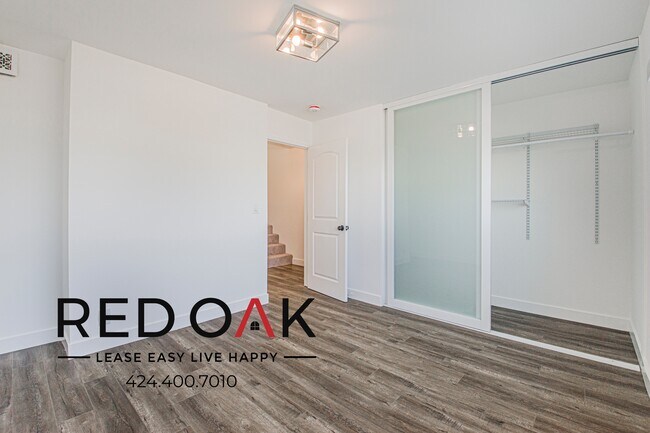 Foto del edificio - 2965 Waverly Dr