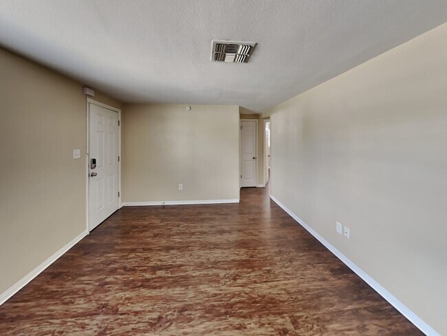 Building Photo - 5025 Genesis Ave