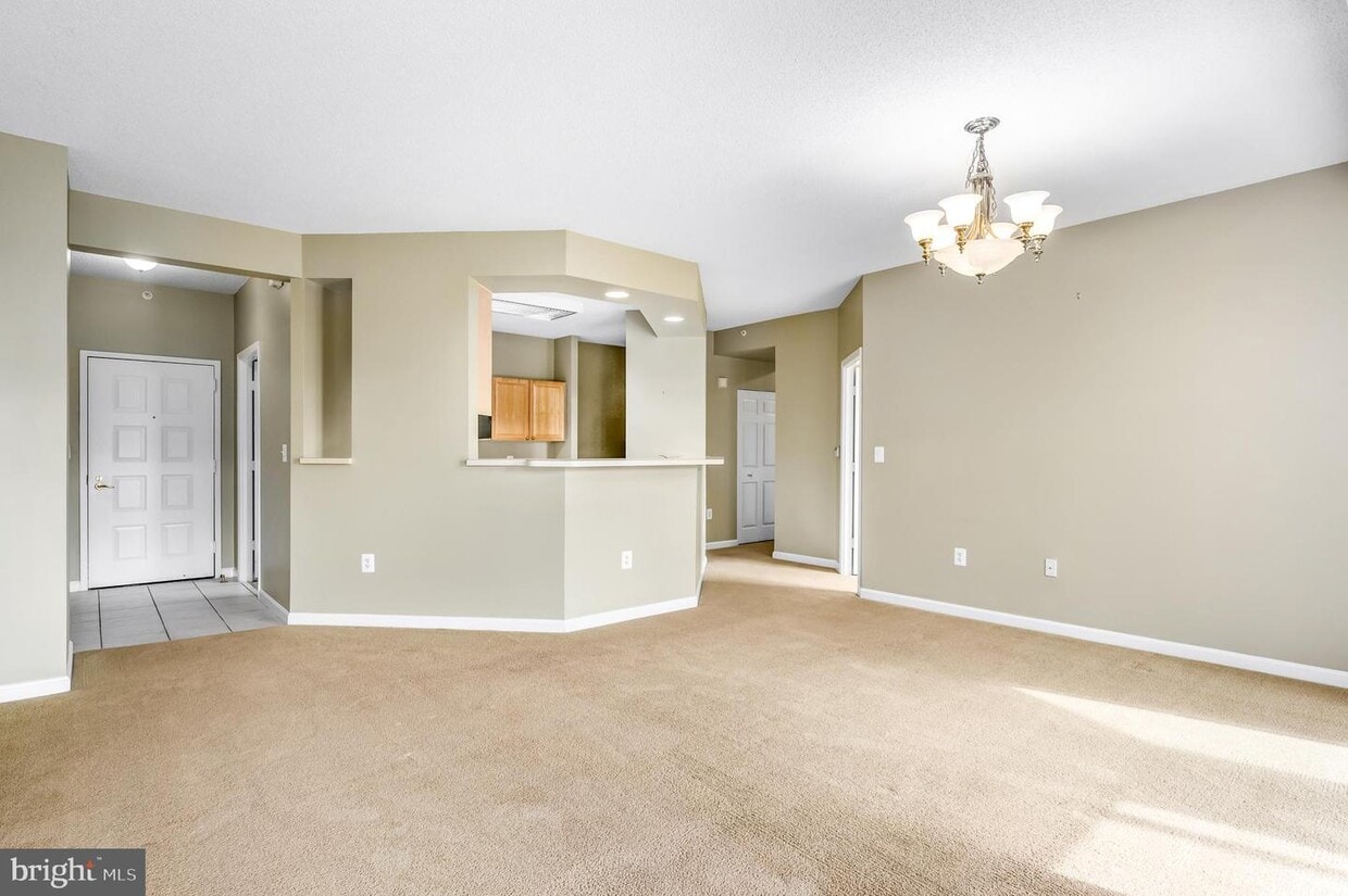 19365 Cypress Ridge Terrace Unit 315, Leesburg, VA 20176 Room for