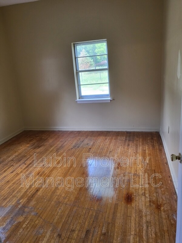 Foto del edificio - 1326 Oak St