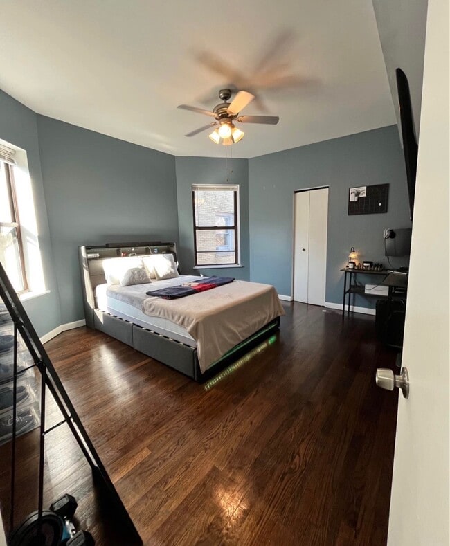 Building Photo - 10439 S Keeler Ave