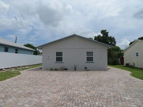 Building Photo - 340 Fleming Ave
