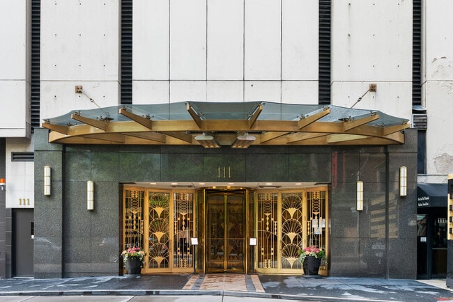 Foto del edificio - 111 E Chestnut St