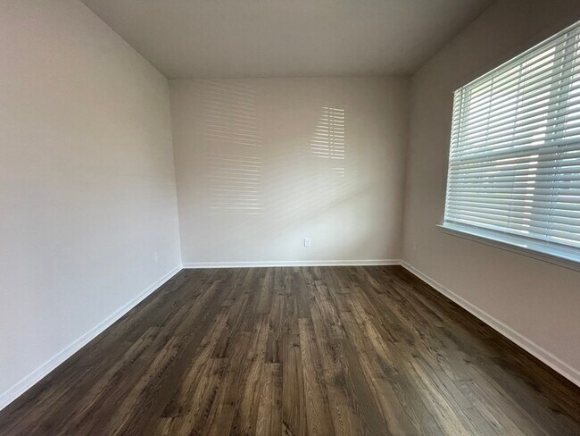 Foto del edificio - 11009 Austin Estates Dr