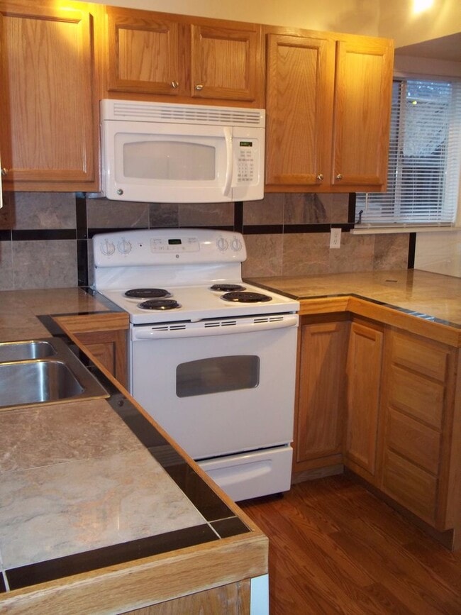 Photo - Seven Thirty, LLC (765) Apartment