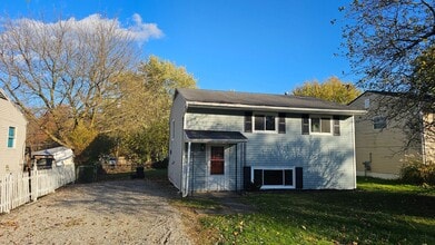 Building Photo - 1258 Richard Ct