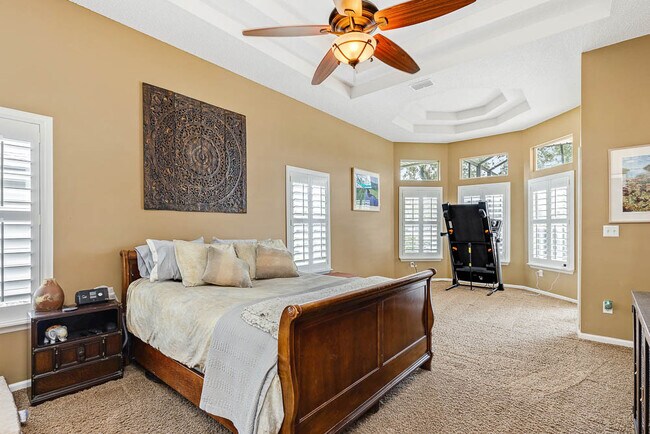 Foto del edificio - 332 Maplewood Dr