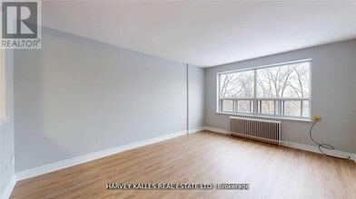Building Photo - 31 Clearview Heights