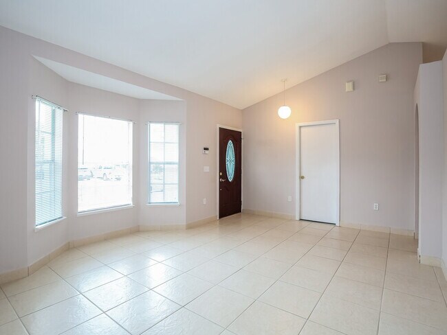Foto del edificio - 3648 Wellington Pl