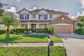Building Photo - 127 Rockcreek Dr