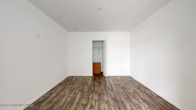 Building Photo - 25 N Orlando Ave
