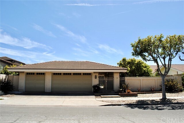 Building Photo - 19 Montecito Dr