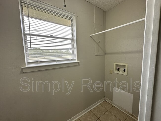 Foto del edificio - 407 Maple St