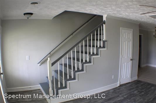 Building Photo - 3 br, 2.5 bath House - 389 Hayter