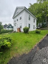 Building Photo - 111 Rockwell St