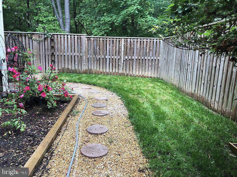 Primary Photo - 11122 Forest Edge Dr