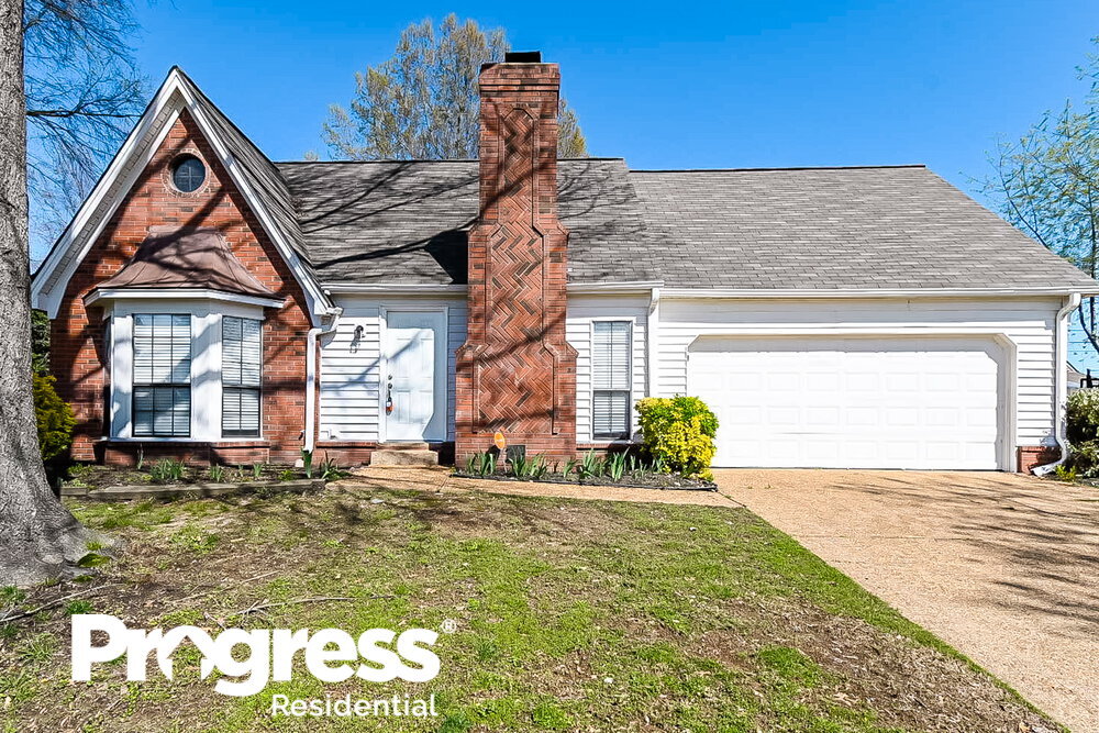 Primary Photo - 6686 Steeple Chase Cir