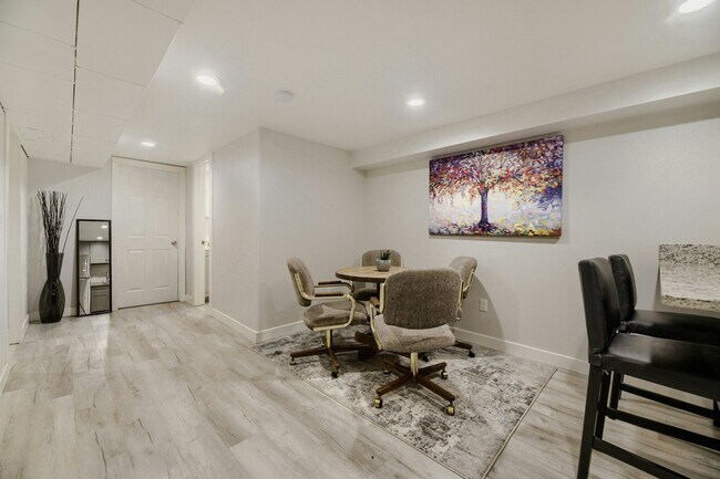 Foto del edificio - 9875 E 22nd Ave