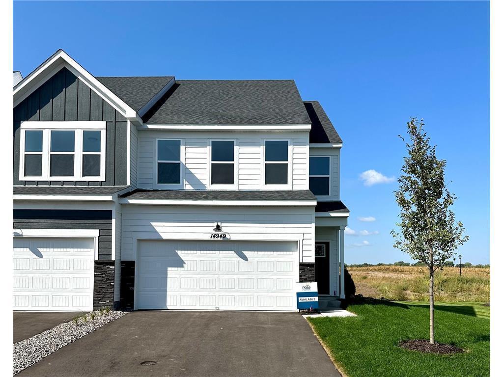 Primary Photo - 14949 Athlone Pl
