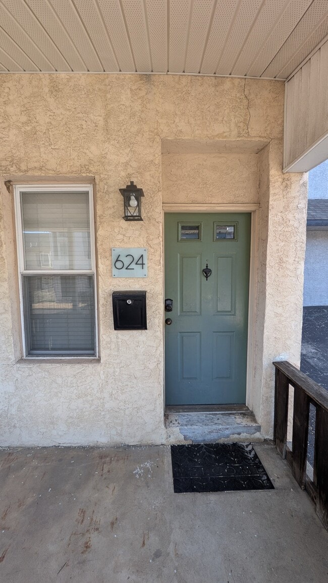 Photo - 624 E Hector St Townhome