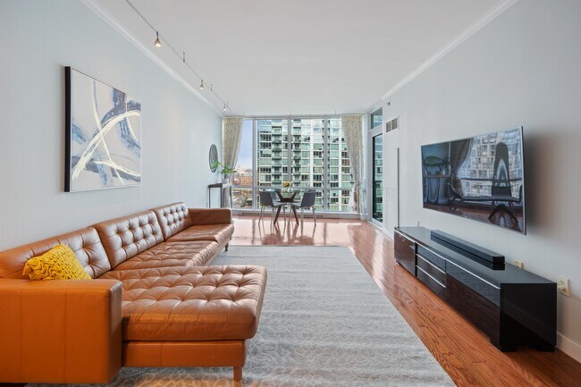 Foto del edificio - 20 Newport Pkwy