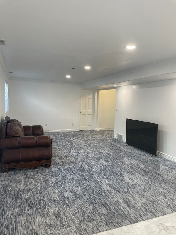 Foto del edificio - 1053 Barton Ct