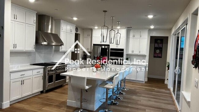 Building Photo - 5 br, 3.5 bath House - 4667 Stone Ranch Dr