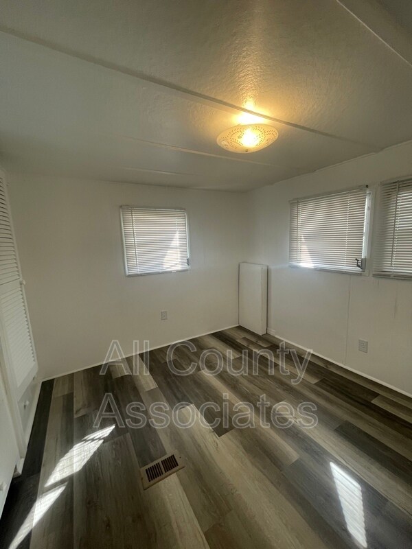 Building Photo - 2132 Kepner Dr