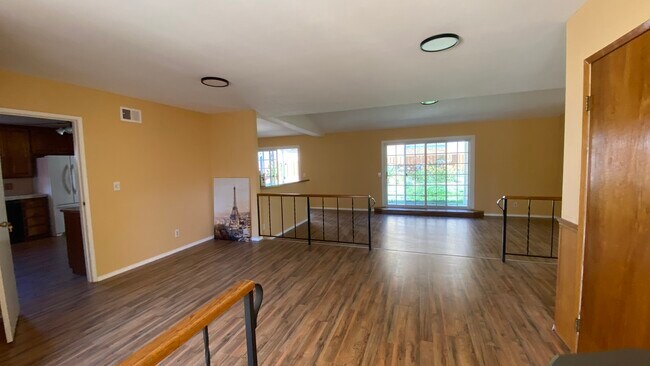 Foto del edificio - 2958 Rosette St