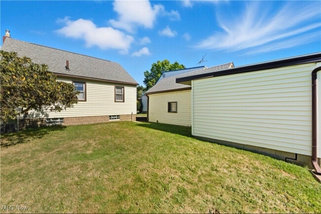 Foto del edificio - 132 33rd St SE