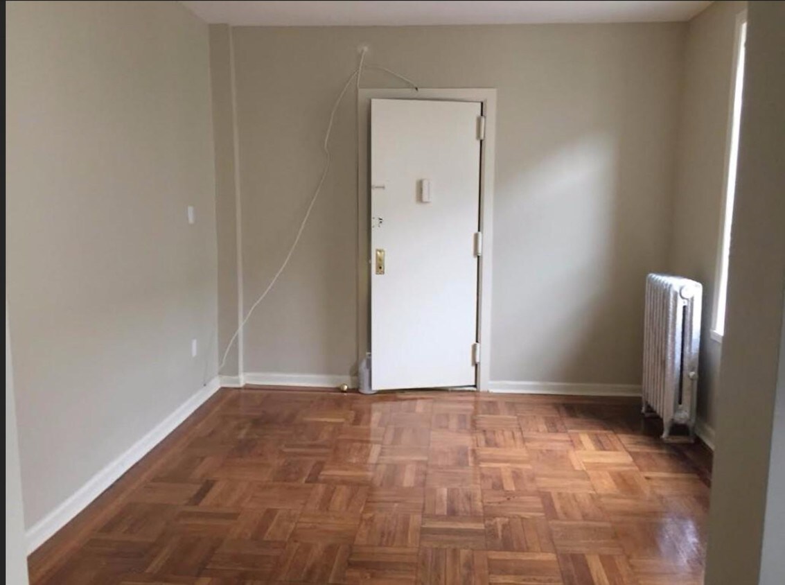 558 Parkside Ave, Brooklyn, NY 11226 558 Parkside Ave Brooklyn, NY