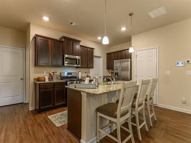 Building Photo - 151 Centennial Ridge Dr