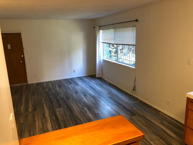 Main room - 3910 Inglewood Blvd