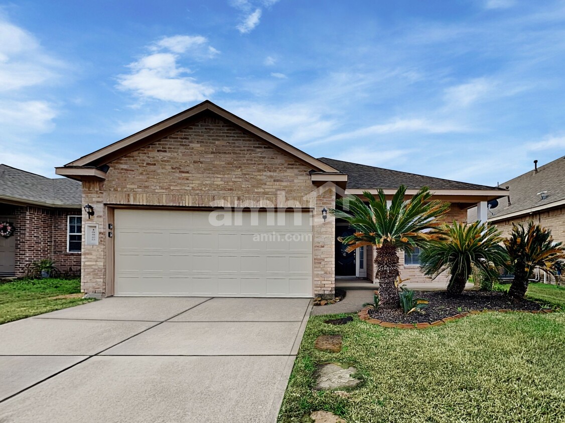 Foto principal - 15822 Marble Bluff Ln