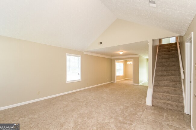 Foto del edificio - 5883 Old Wellborn Trce