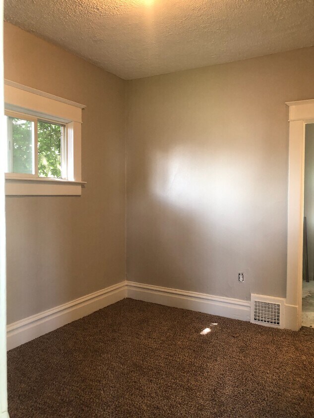 1618 E Garland Ave, Spokane, WA 99207 House Rental in Spokane, WA