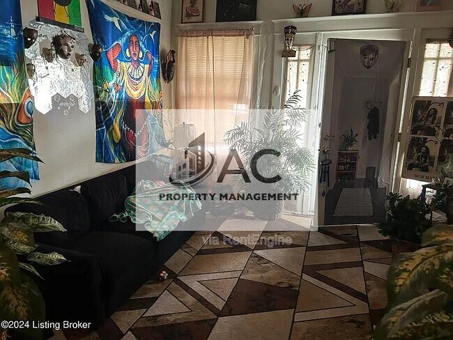 Foto del edificio - 1212 Queen Ave