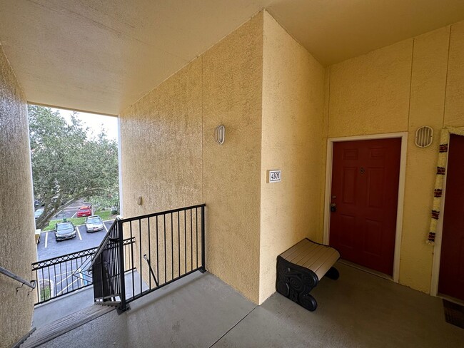 Building Photo - Lovely 4BR/2BA Visconti Condo in Maitland!